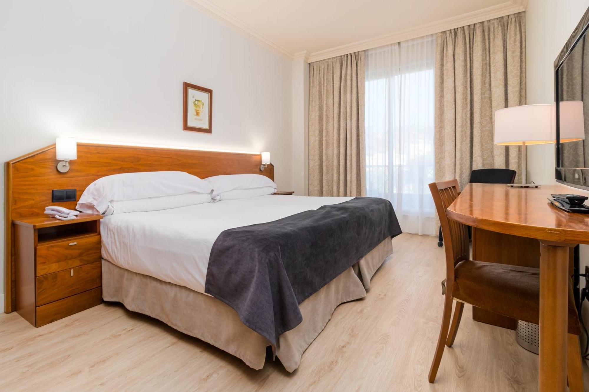 Hotel Milagros Golf Mogro Exteriör bild